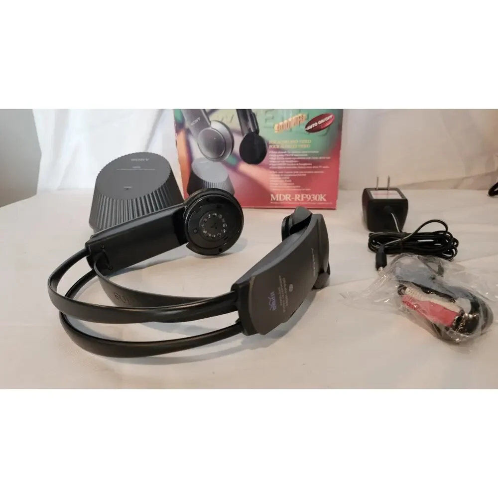 Sony MDR-RF930K Wireless Stereo Headphone System Complete In Box Tested Working